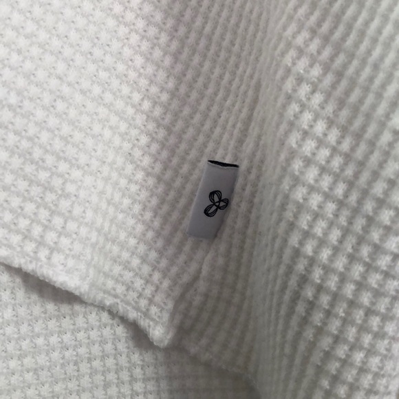 TNA cropped waffle hoodie - Picture 3 of 4